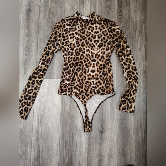 Leopard Print Ladies Bodysuit - Picture 2 of 3
